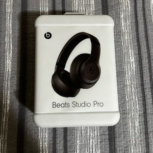 Sealed Beats Studio Pro